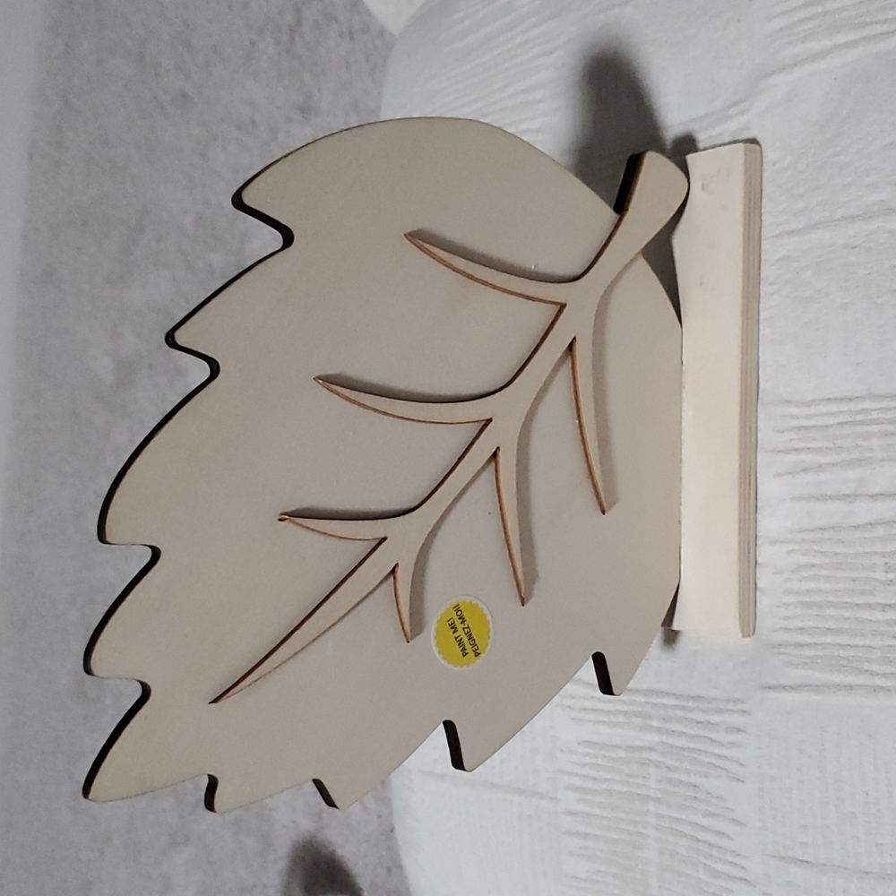 FALL WOOD LEAF DECOR